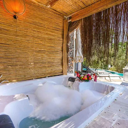 Alojamento de Acomodação e Pequeno-almoço Likya Gardens